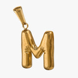Big letter M charm - guldbelagt