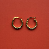 Små twisted hoops - guldbelagt